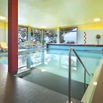 Mountain Plaza Hotel 